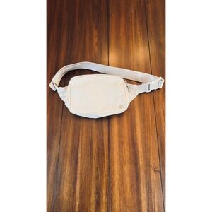 Limited Edition Lululemon Everywhere Belt Bag Community‎ Amplifier Fanny Pack